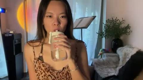 Luna online show from June 2026 09:26:01 AM