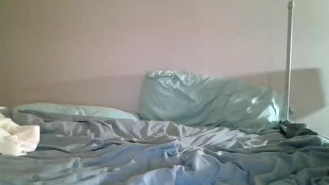 Snapshot of lunapixie2020 chatting on March 2025 03:57:01 AM lunapixie2020 online show from March 2025 03:57:01 AM