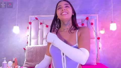Snapshot of lunarosse18 chatting on July 2026 03:02:02 AM LunaRose-Next Stream at 0545hs GMT online show from July 2026 03:02:02 AM