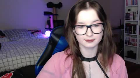 LunaXcherry online show from March 2026 06:08:01 PM