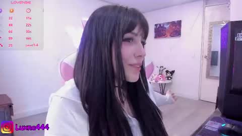 Snapshot of lunaxlu chatting on July 2026 07:49:01 PM online show from July 2026 07:49:01 PM