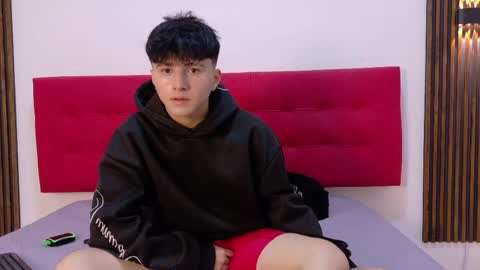 Snapshot of lunaydream chatting on May 2026 11:39:02 AM lunaydream online show from May 2026 11:39:02 AM