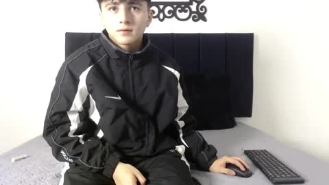 Snapshot of lunaydream chatting on May 2026 11:15:01 AM lunaydream online show from May 2026 11:15:01 AM
