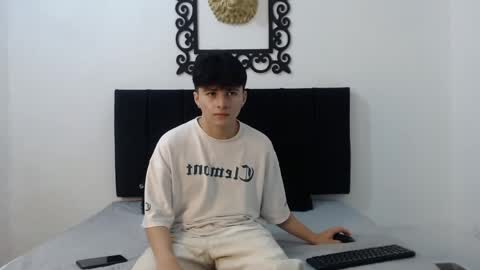 Snapshot of lunaydream chatting on May 2026 11:29:02 AM lunaydream online show from May 2026 11:29:02 AM