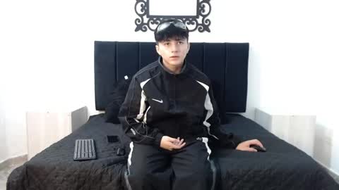 Snapshot of lunaydream chatting on May 2026 11:27:02 AM lunaydream online show from May 2026 11:27:02 AM