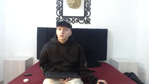 Snapshot of lunaydream chatting on May 2026 11:27:02 AM lunaydream online show from May 2026 11:27:02 AM