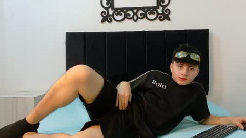 lunaydream online show from June 2026 12:07:02 PM