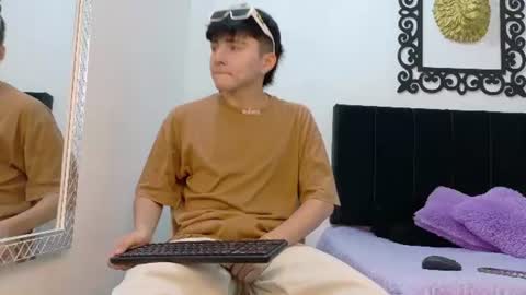 lunaydream online show from July 2026 01:06:02 PM