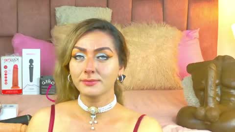 Snapshot of lunitadiva chatting on April 2026 04:09:01 PM lunitadiva online show from April 2026 04:09:01 PM