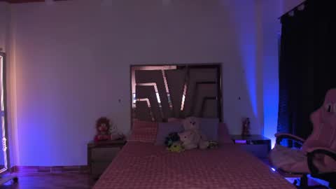 Snapshot of lunna_roosee chatting on June 2026 12:24:02 AM LUNA ROSE online show from June 2026 12:24:02 AM