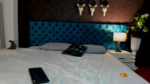 Luna online show from April 2026 02:25:02 PM