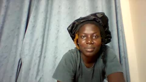luo_queen online show from September 2025 04:40:02 PM