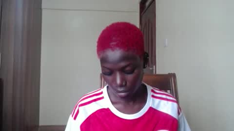Snapshot of luo_queen chatting on May 2026 08:42:01 AM luo_queen online show from May 2026 08:42:01 AM