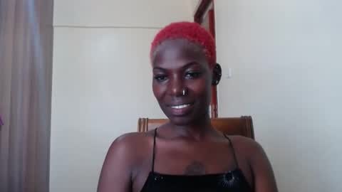 Snapshot of luo_queen chatting on June 2026 08:31:02 AM luo_queen online show from June 2026 08:31:02 AM