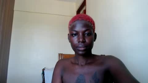 Snapshot of luo_queen chatting on June 2026 09:55:02 AM luo_queen online show from June 2026 09:55:02 AM
