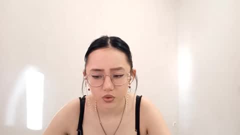 Roxie online show from March 2026 01:22:02 PM