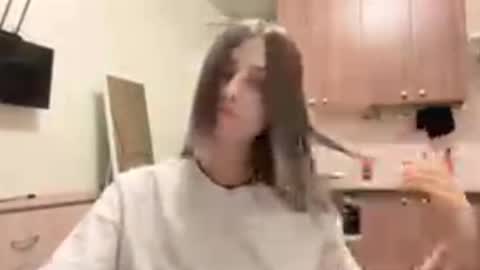 Snapshot of lurlineoline chatting on October 2025 05:06:02 PM May online show from October 2025 05:06:02 PM