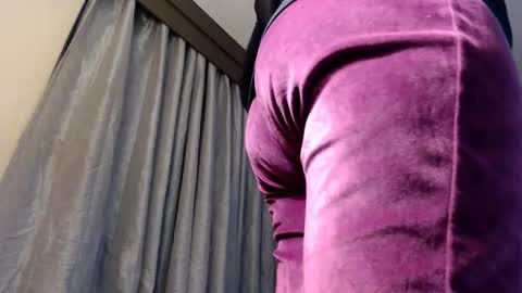 Snapshot of lusciouslibra82 chatting on February 2025 10:07:01 AM .Clarissa. Follow me on Instagram miss buns online show from February 2025 10:07:01 AM
