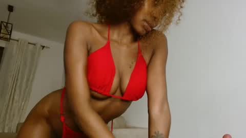 Snapshot of lust4karly_ chatting on January 2025 09:31:01 PM Karly follow for next broadcast updates kisses online show from January 2025 09:31:01 PM