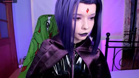 Asami online show from November 2025 05:50:02 PM