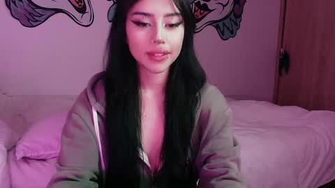 Valerie  April   online show from December 2024 02:31:01 AM