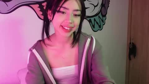 Valerie  April   online show from December 2024 05:18:02 AM