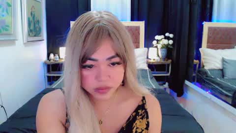 Snapshot of lustfuloffendertrina chatting on January 2025 06:09:02 AM Trina online show from January 2025 06:09:02 AM