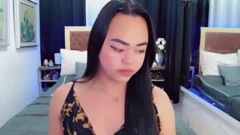 Snapshot of lustfuloffendertrina chatting on February 2025 07:55:02 AM Trina online show from February 2025 07:55:02 AM