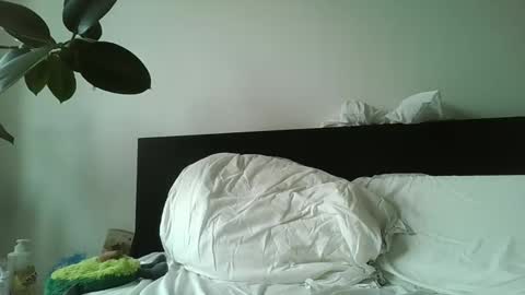 Snapshot of lustlnbalancevh chatting on November 2025 09:19:02 AM lustlnbalancevh online show from November 2025 09:19:02 AM