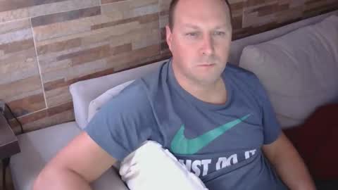 lustonfan online show from April 2026 01:51:01 AM