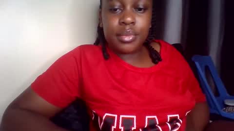 lustrous-choco online show from April 2026 04:12:01 PM