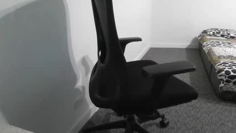 lustyhunk95 online show from December 2024 11:18:02 AM