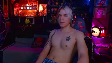 lustymatt online show from October 2025 03:42:02 AM