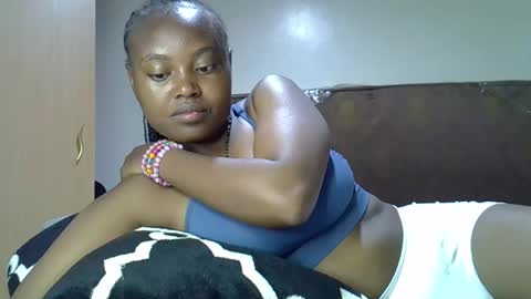 Tracy online show from September 2025 07:24:02 PM