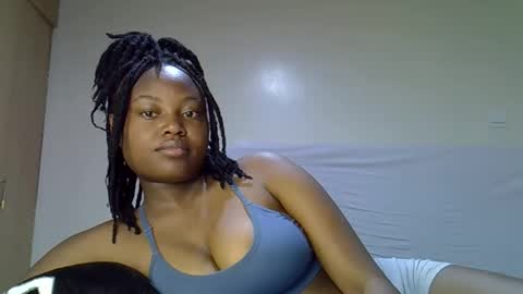 Tracy online show from October 2025 12:33:02 AM