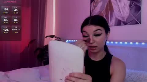 Veronica online show from July 2026 12:04:02 PM