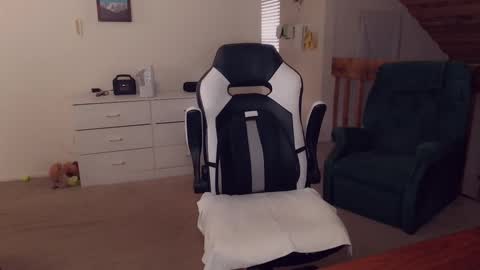 Britney online show from September 2025 04:29:01 PM