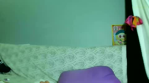 Bee Bee online show from March 2025 11:07:01 AM