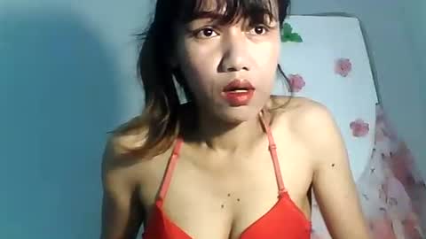 Bee Bee online show from November 2025 02:11:02 AM