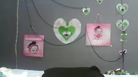 Bee Bee online show from February 2026 05:03:02 PM