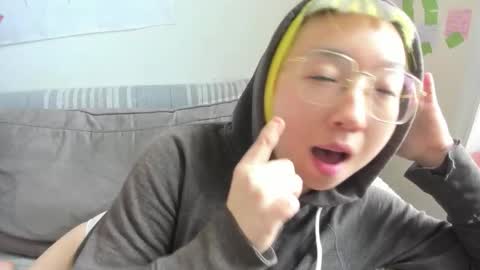 LuxGray online show from March 2026 06:01:02 PM