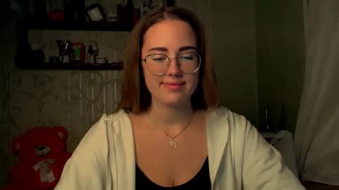 Katie online show from November 2025 06:19:02 PM