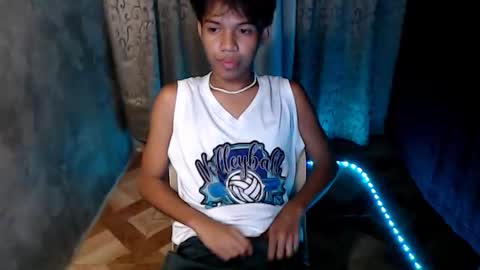 luxirfy online show from December 2025 06:04:01 PM