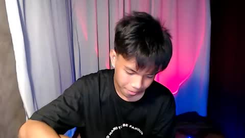 luxirfy online show from April 2026 10:05:02 PM