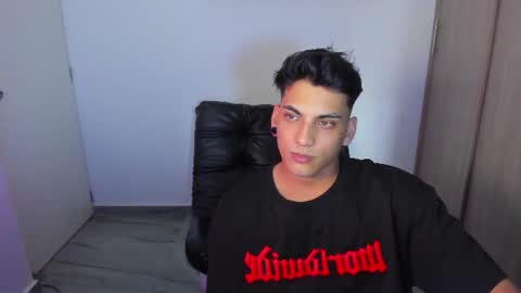 Snapshot of luxrx chatting on July 2026 07:42:01 PM luxrx online show from July 2026 07:42:01 PM