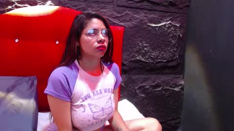 Luxury online show from November 2025 06:08:01 PM