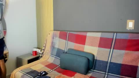 Tommy and Polly online show from February 2026 09:31:02 PM