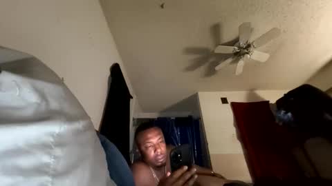 lvckthegoat online show from April 2026 07:25:02 AM
