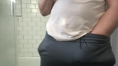 lvguynextdoor440656 online show from November 2025 07:49:02 PM