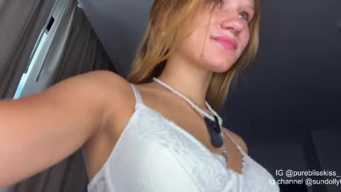 lxsundolyxl_ online show from April 2026 05:15:01 AM